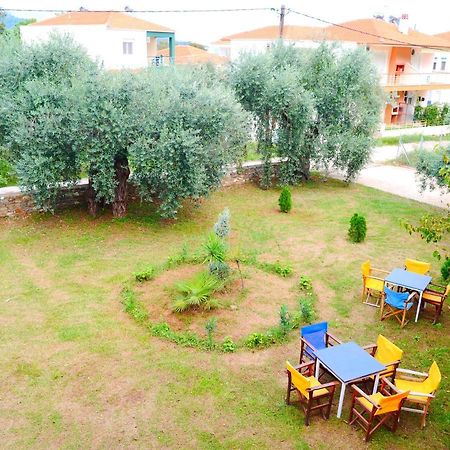 Blue Sky Apartments Скала Потамияс Екстериор снимка