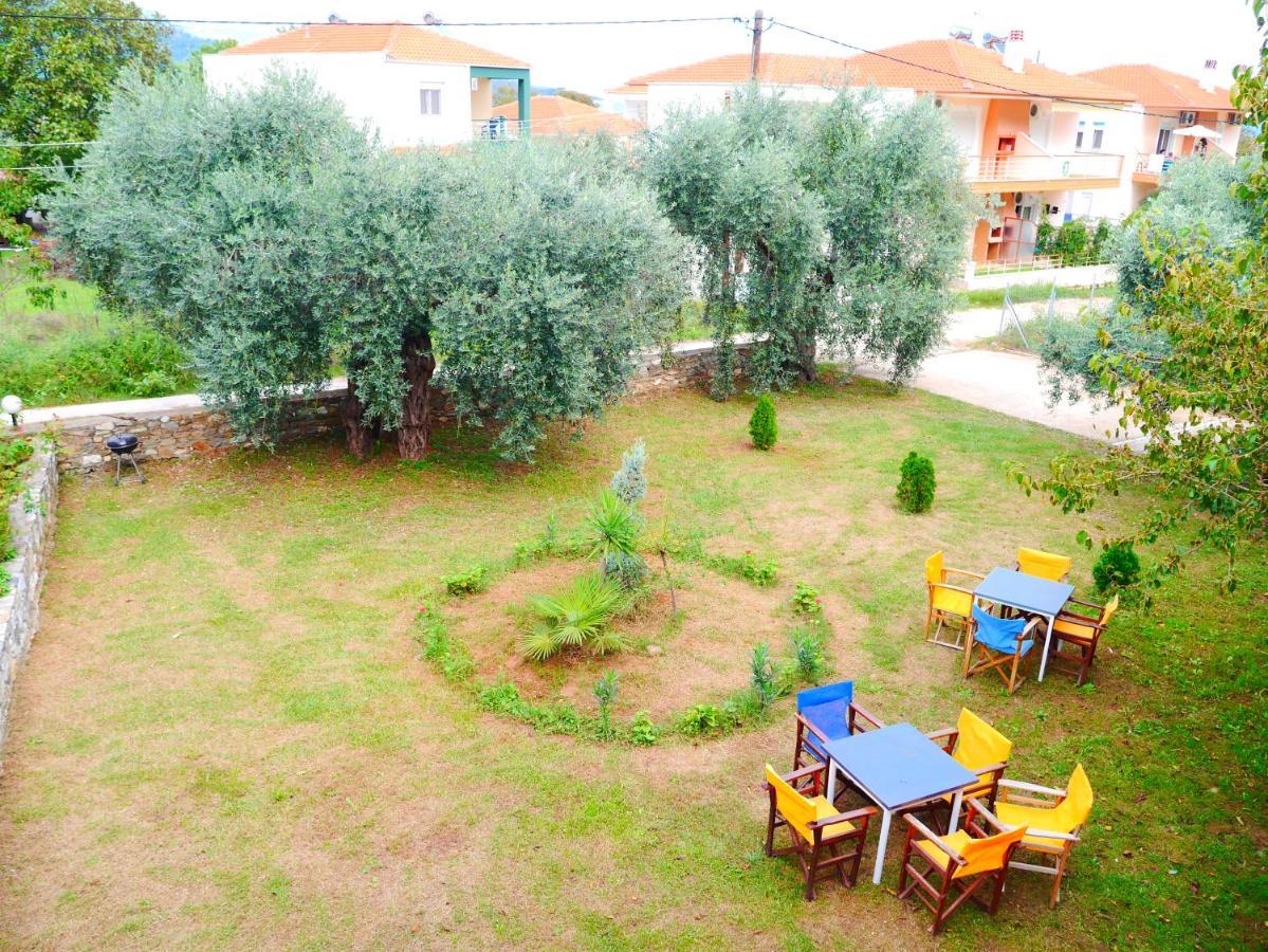 Blue Sky Apartments Скала Потамияс Екстериор снимка